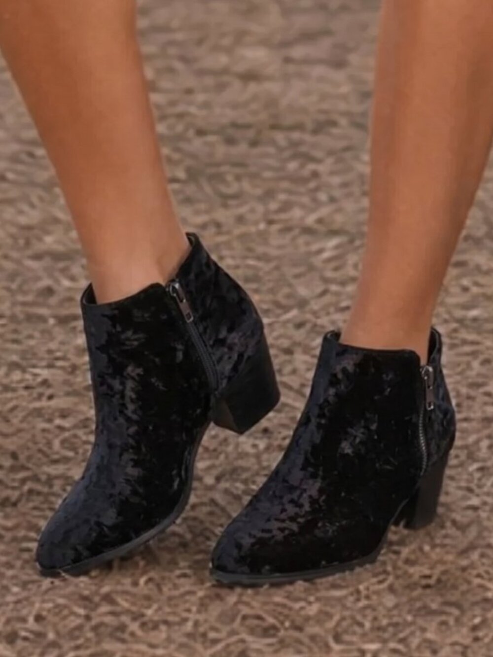 Very Volatile 7.5 Witchy Steampunk Crushed Velvet Black Zip Ankle Boots